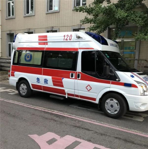 乌拉特中选择我们的救护车出租,开启安心转院之旅