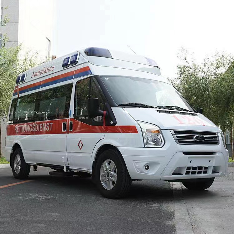 乌拉特中行动不便者长途救护车租赁:安全转运的核心注意事项